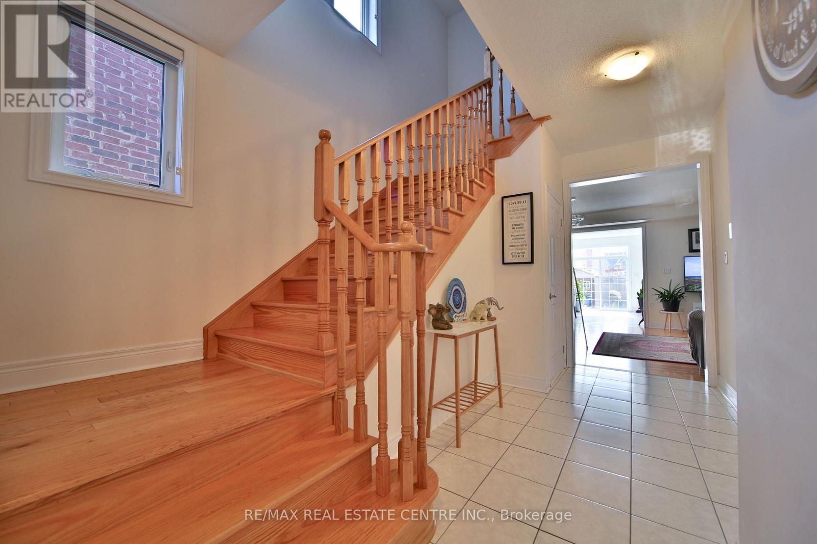 106 Branigan Crescent, Halton Hills (Georgetown), Ontario  L7G 0M8 - Photo 12 - W13781092