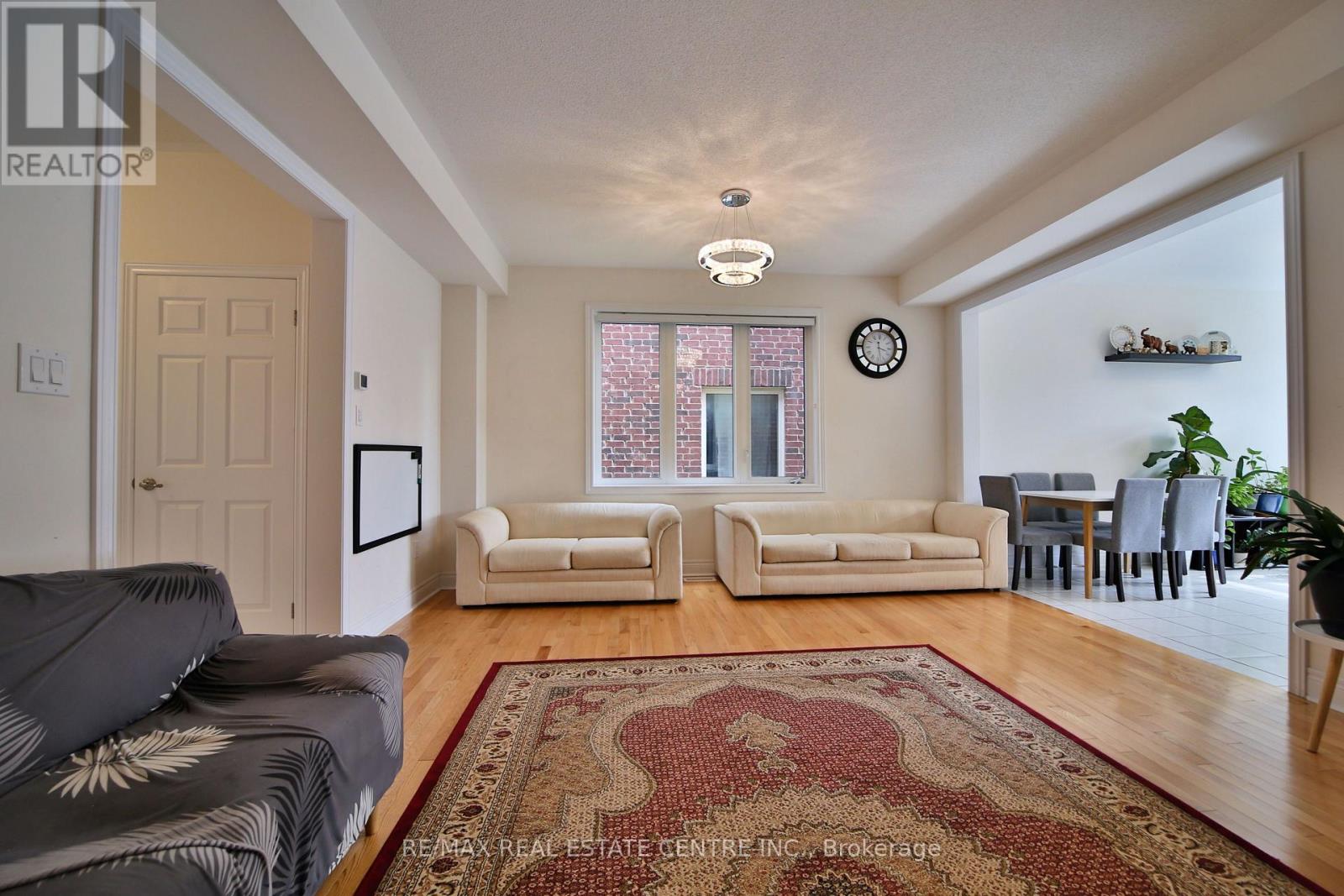 106 Branigan Crescent, Halton Hills (Georgetown), Ontario  L7G 0M8 - Photo 14 - W13781092