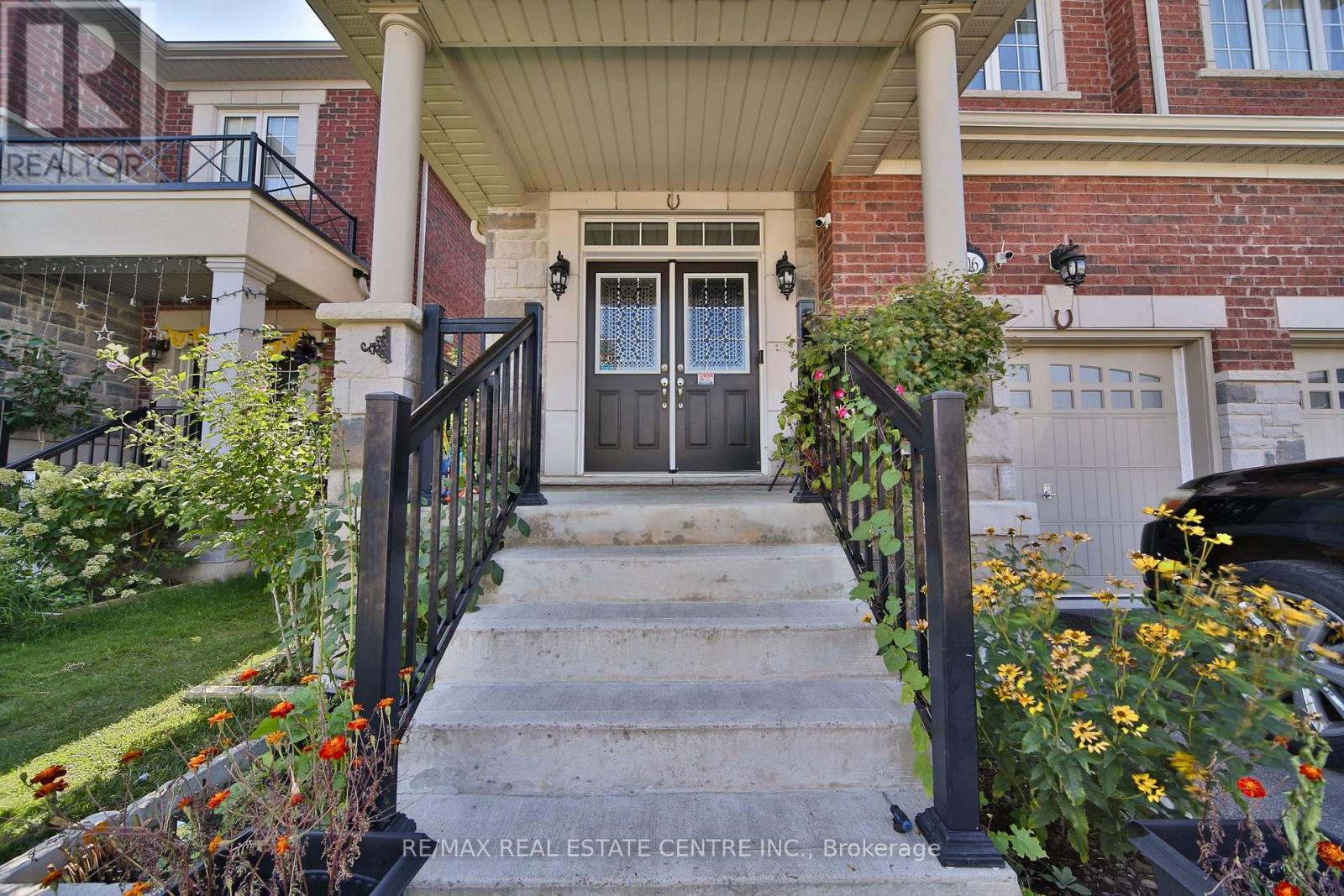 106 Branigan Crescent, Halton Hills (Georgetown), Ontario  L7G 0M8 - Photo 4 - W13781092