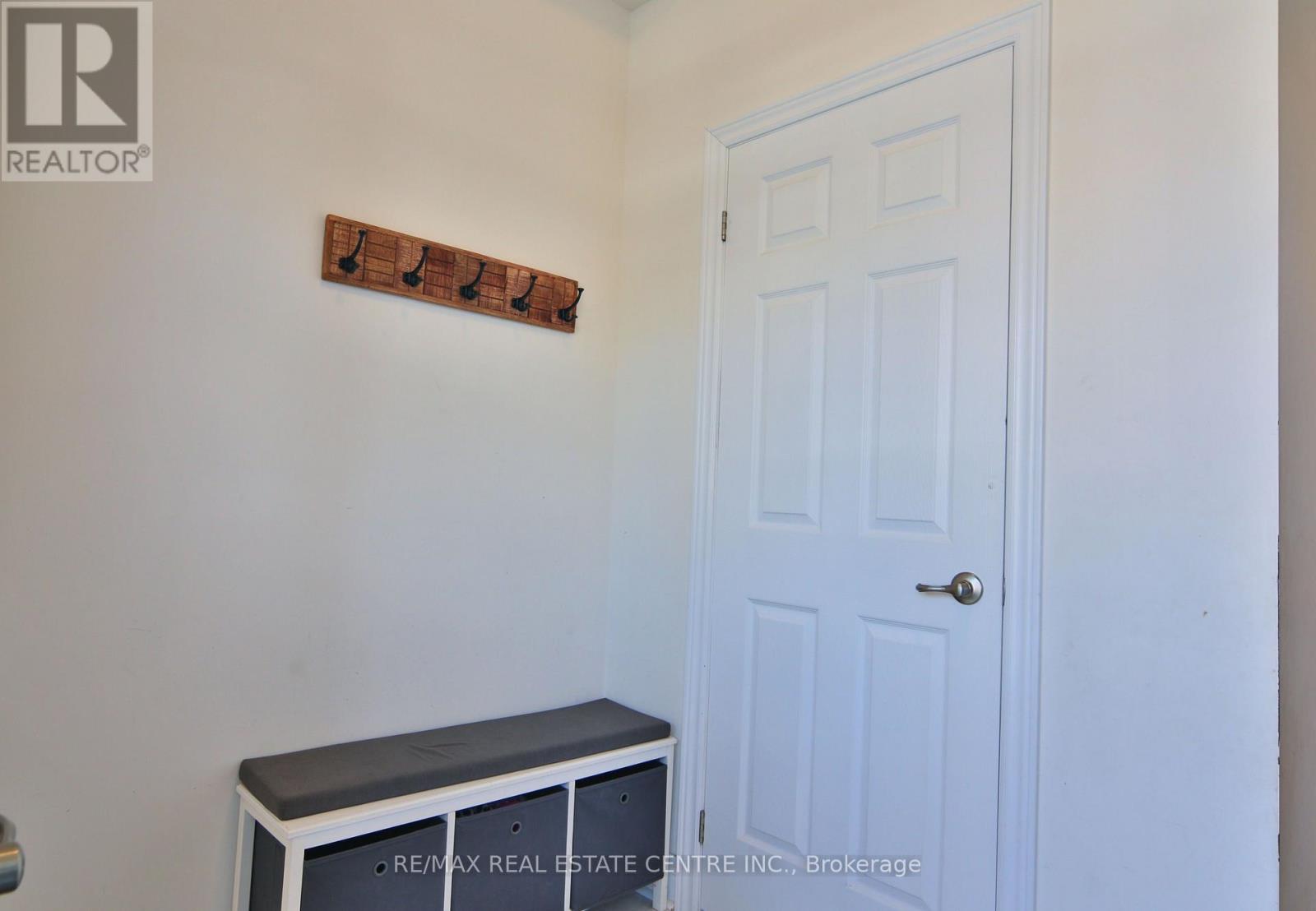 106 Branigan Crescent, Halton Hills (Georgetown), Ontario  L7G 0M8 - Photo 8 - W13781092