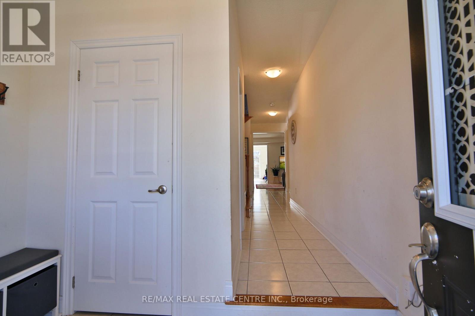 106 Branigan Crescent, Halton Hills (Georgetown), Ontario  L7G 0M8 - Photo 9 - W13781092