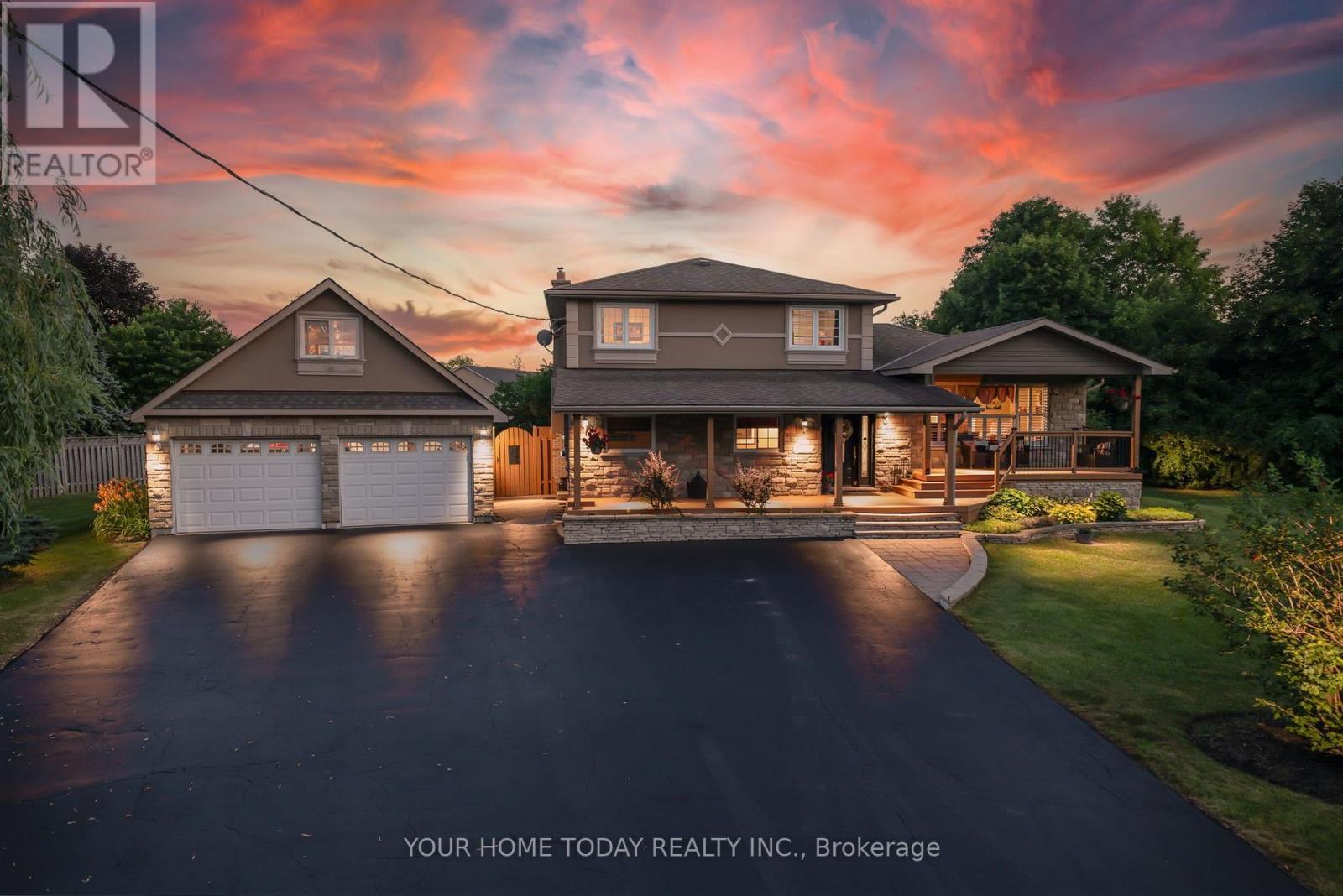 12950 Silvercreek Drive, Halton Hills (Rural Halton Hills), Ontario  L7G 4S4 - Photo 1 - W13781624
