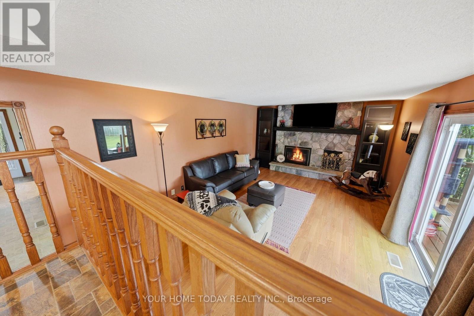 12950 Silvercreek Drive, Halton Hills (Rural Halton Hills), Ontario  L7G 4S4 - Photo 19 - W13781624