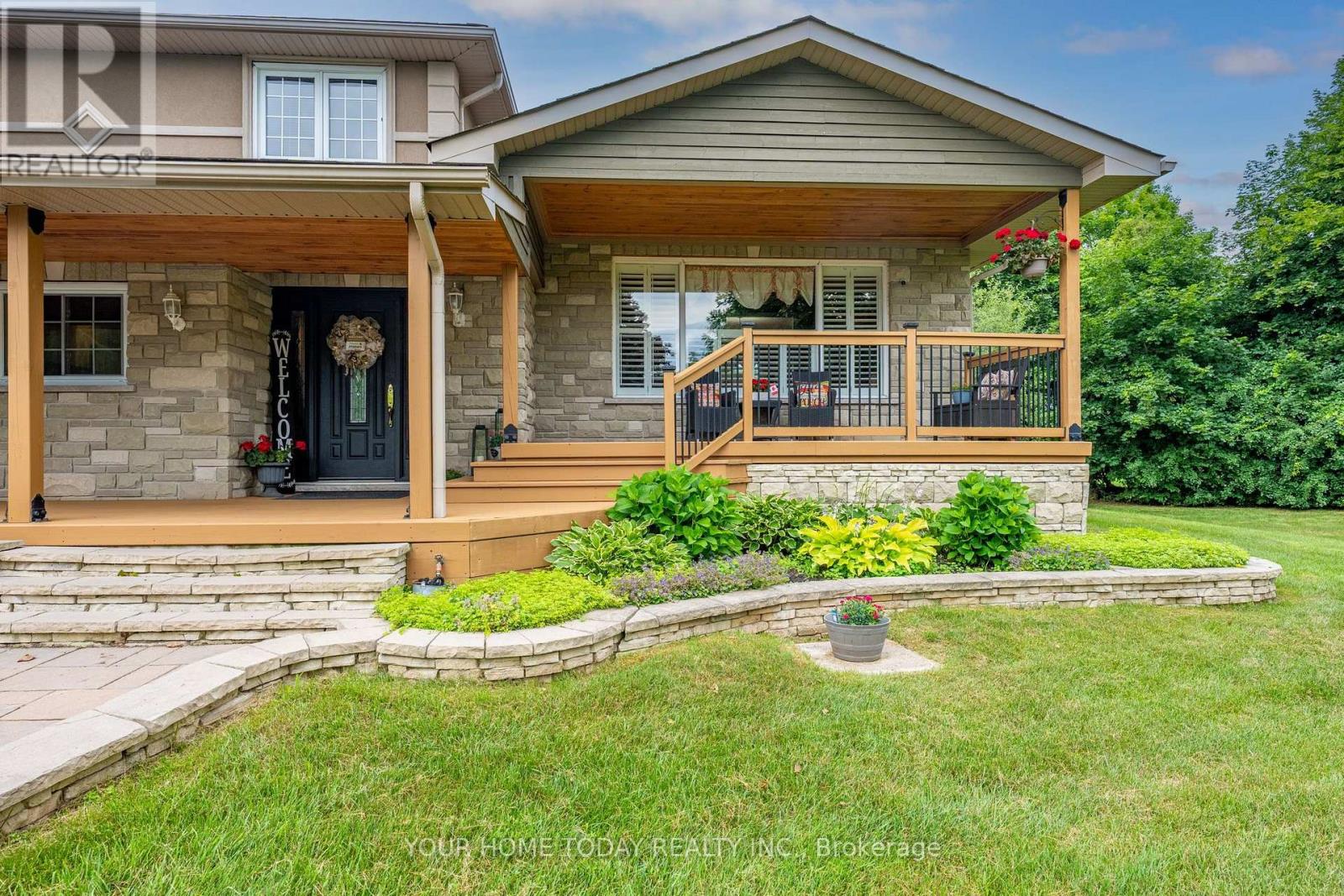 12950 Silvercreek Drive, Halton Hills (Rural Halton Hills), Ontario  L7G 4S4 - Photo 6 - W13781624