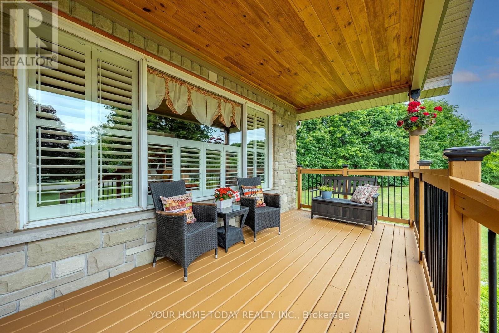 12950 Silvercreek Drive, Halton Hills (Rural Halton Hills), Ontario  L7G 4S4 - Photo 7 - W13781624