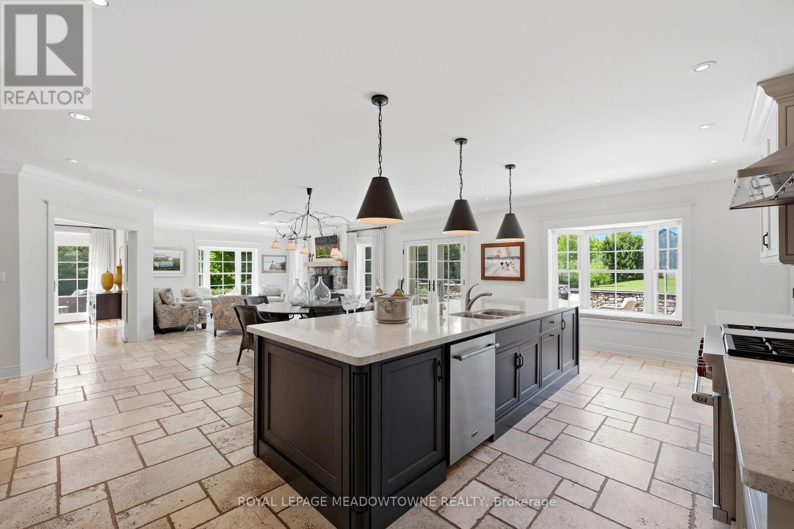 14249 Tenth Line, Halton Hills (Rural Halton Hills), Ontario  L7G 4S8 - Photo 15 - W13782822
