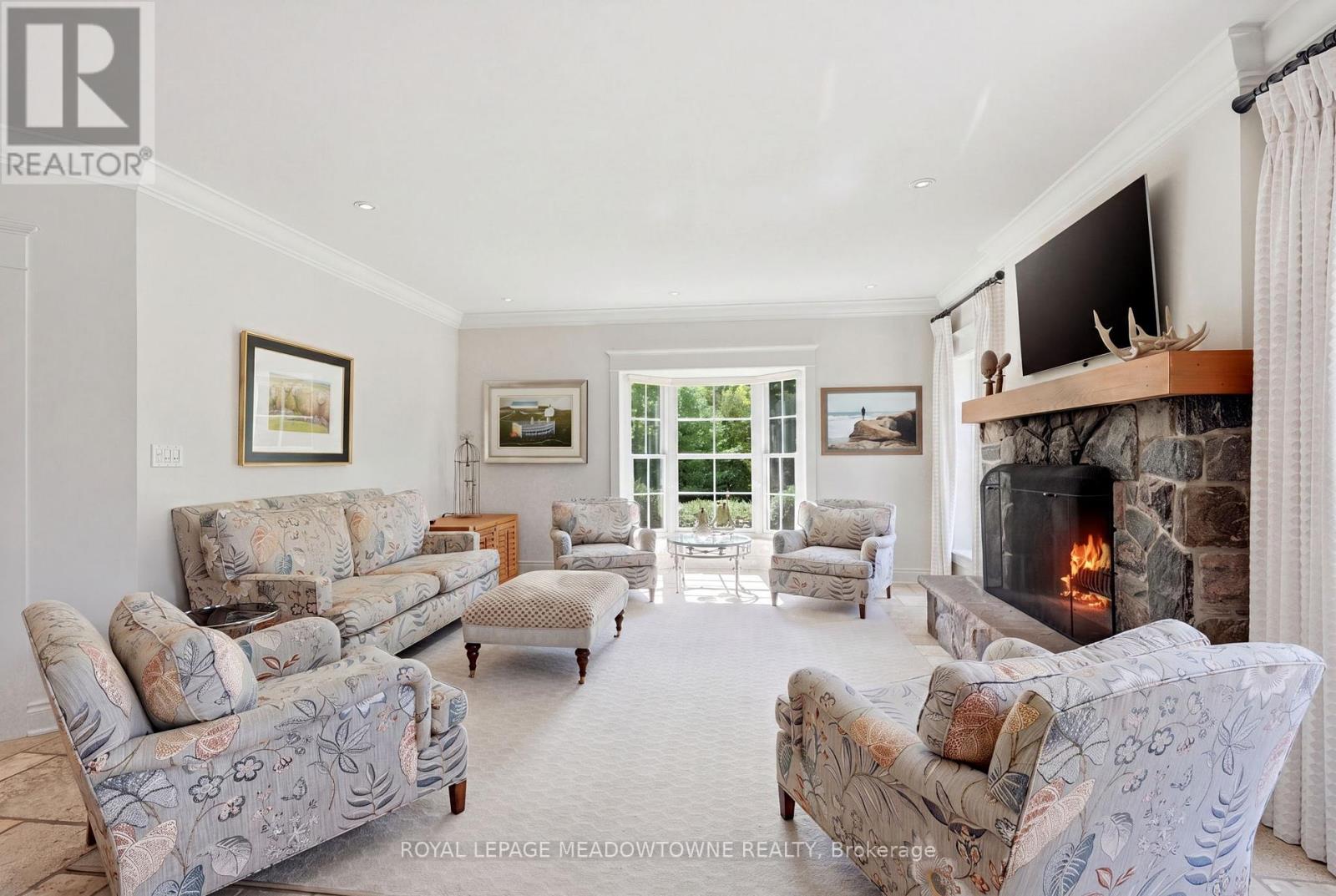 14249 Tenth Line, Halton Hills (Rural Halton Hills), Ontario  L7G 4S8 - Photo 18 - W13782822