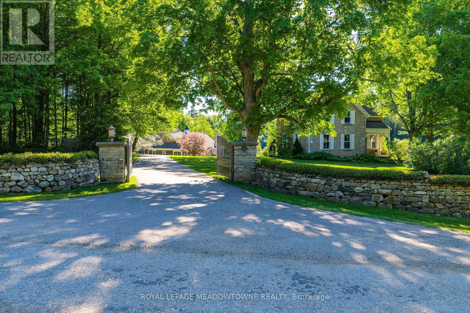 14249 Tenth Line, Halton Hills (Rural Halton Hills), Ontario  L7G 4S8 - Photo 6 - W13782822