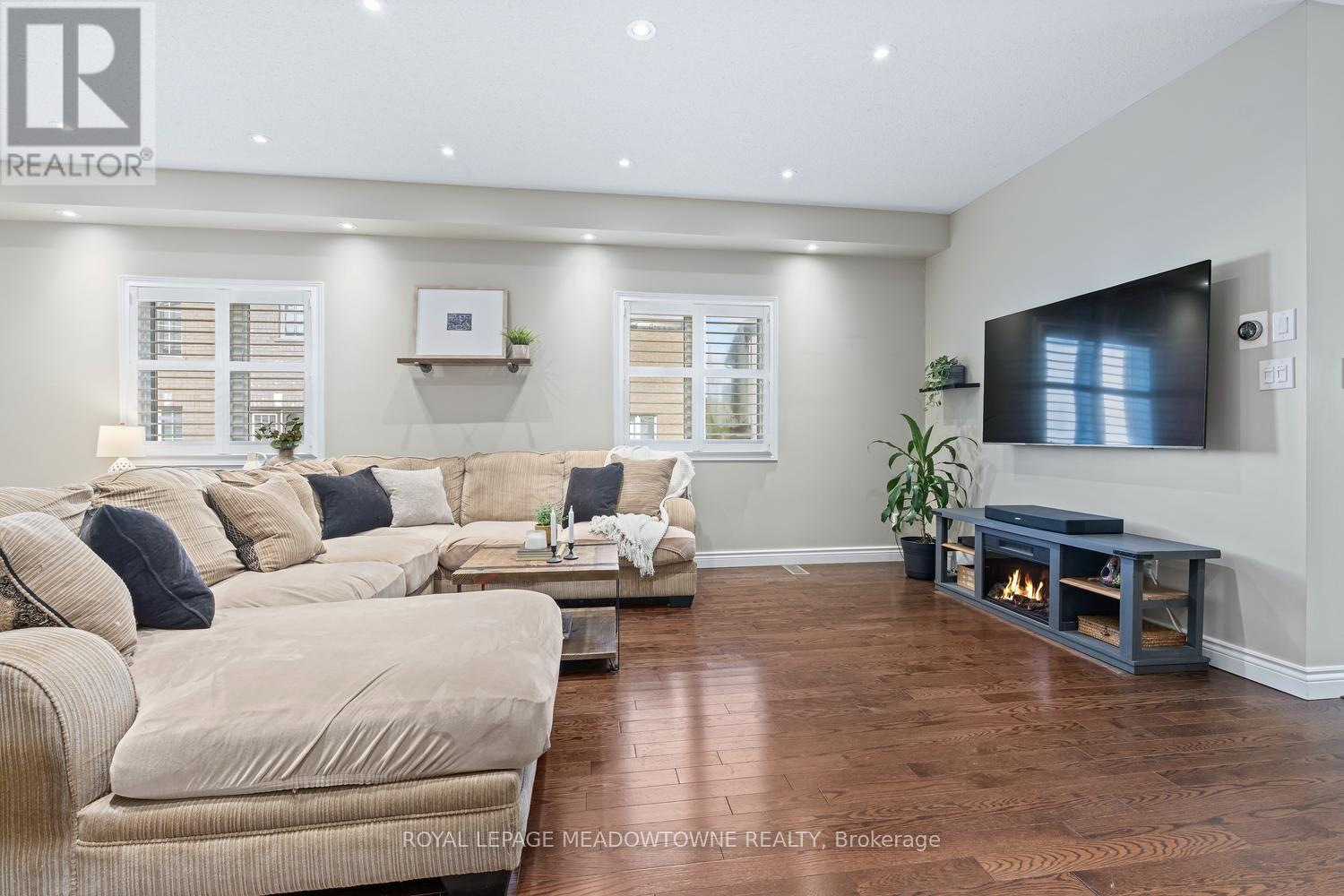 19 Goldham Way, Halton Hills (Georgetown), Ontario  L7G 0B2 - Photo 10 - W13784600