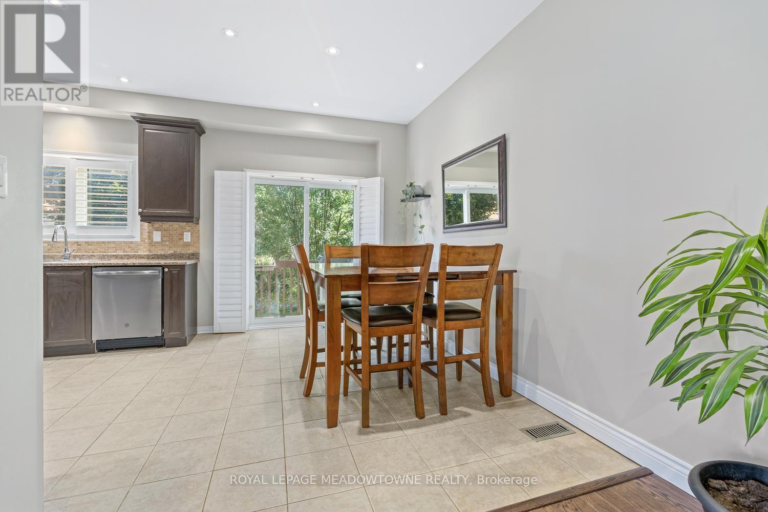 19 Goldham Way, Halton Hills (Georgetown), Ontario  L7G 0B2 - Photo 14 - W13784600
