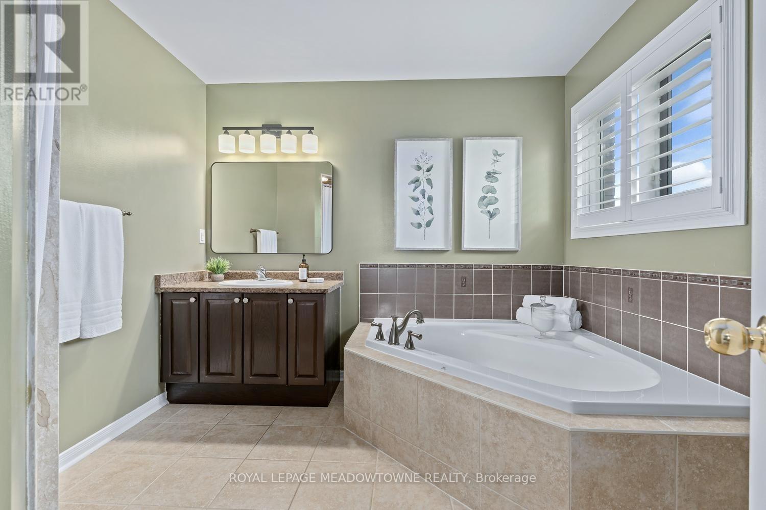 19 Goldham Way, Halton Hills (Georgetown), Ontario  L7G 0B2 - Photo 24 - W13784600