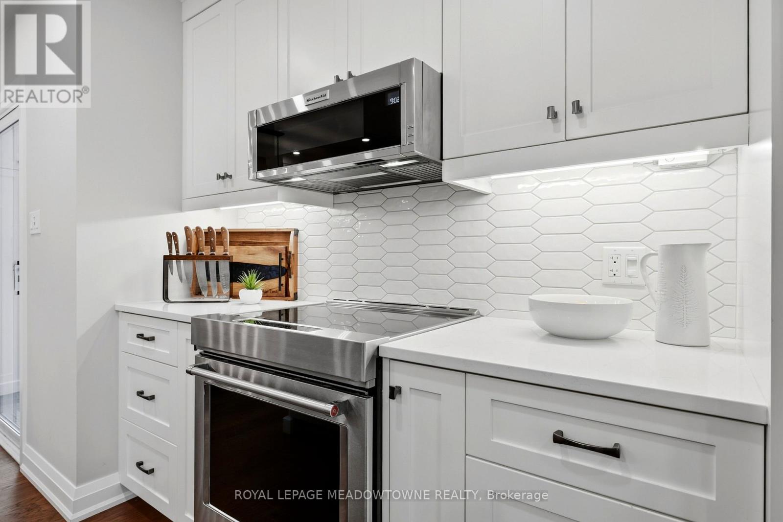 7 Terry Court, Halton Hills (Georgetown), Ontario  L7G 1P4 - Photo 15 - W13784890