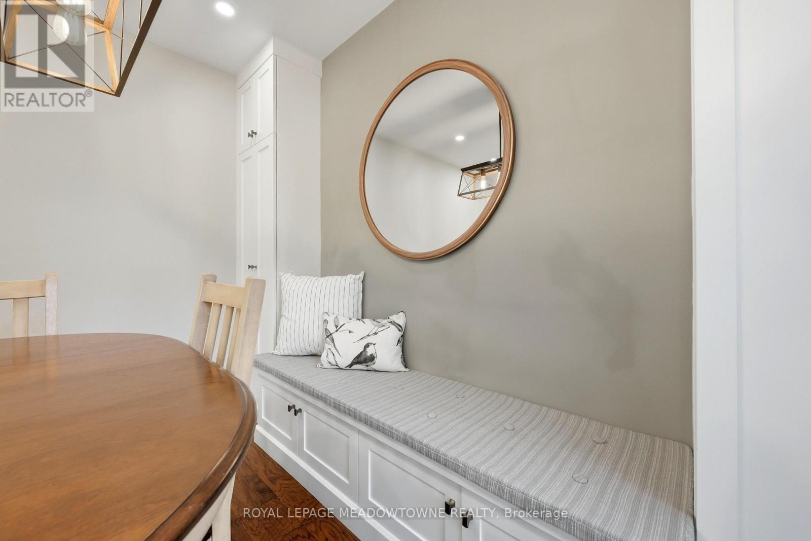 7 Terry Court, Halton Hills (Georgetown), Ontario  L7G 1P4 - Photo 17 - W13784890