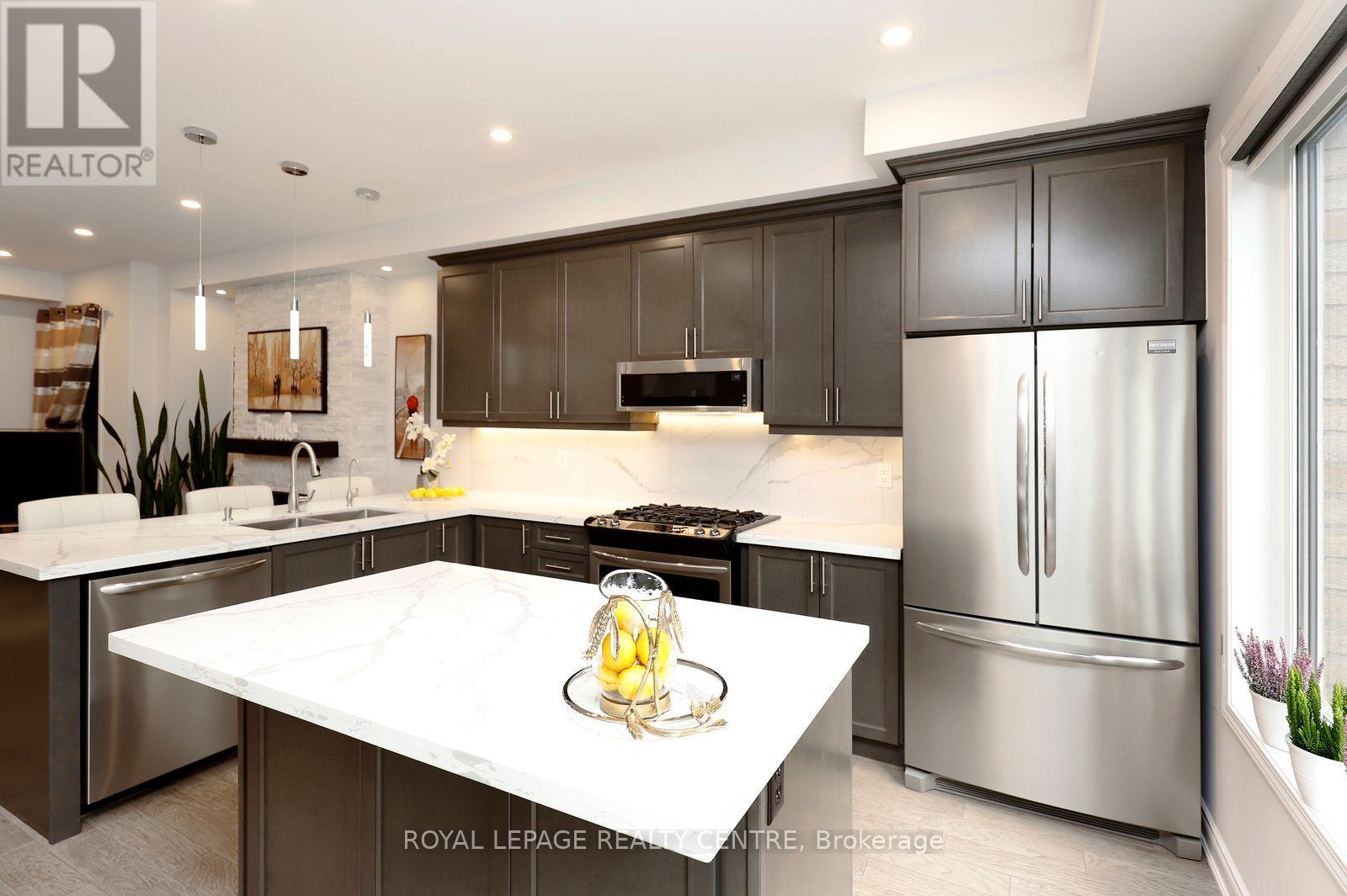 54 Upper Canada Court, Halton Hills (Georgetown), Ontario  L7G 0L1 - Photo 15 - W13785510