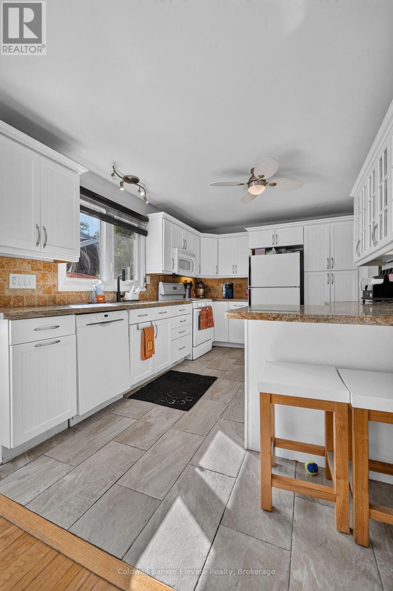 32 Chelvin Drive, Halton Hills (Georgetown), Ontario  L7G 4P9 - Photo 20 - W13785662