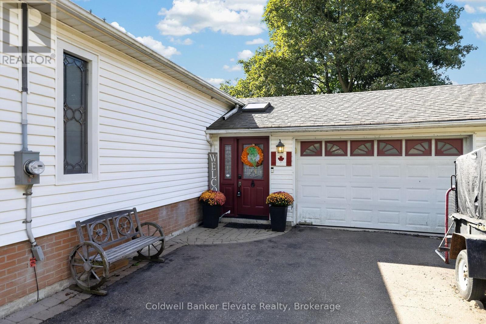 32 Chelvin Drive, Halton Hills (Georgetown), Ontario  L7G 4P9 - Photo 6 - W13785662