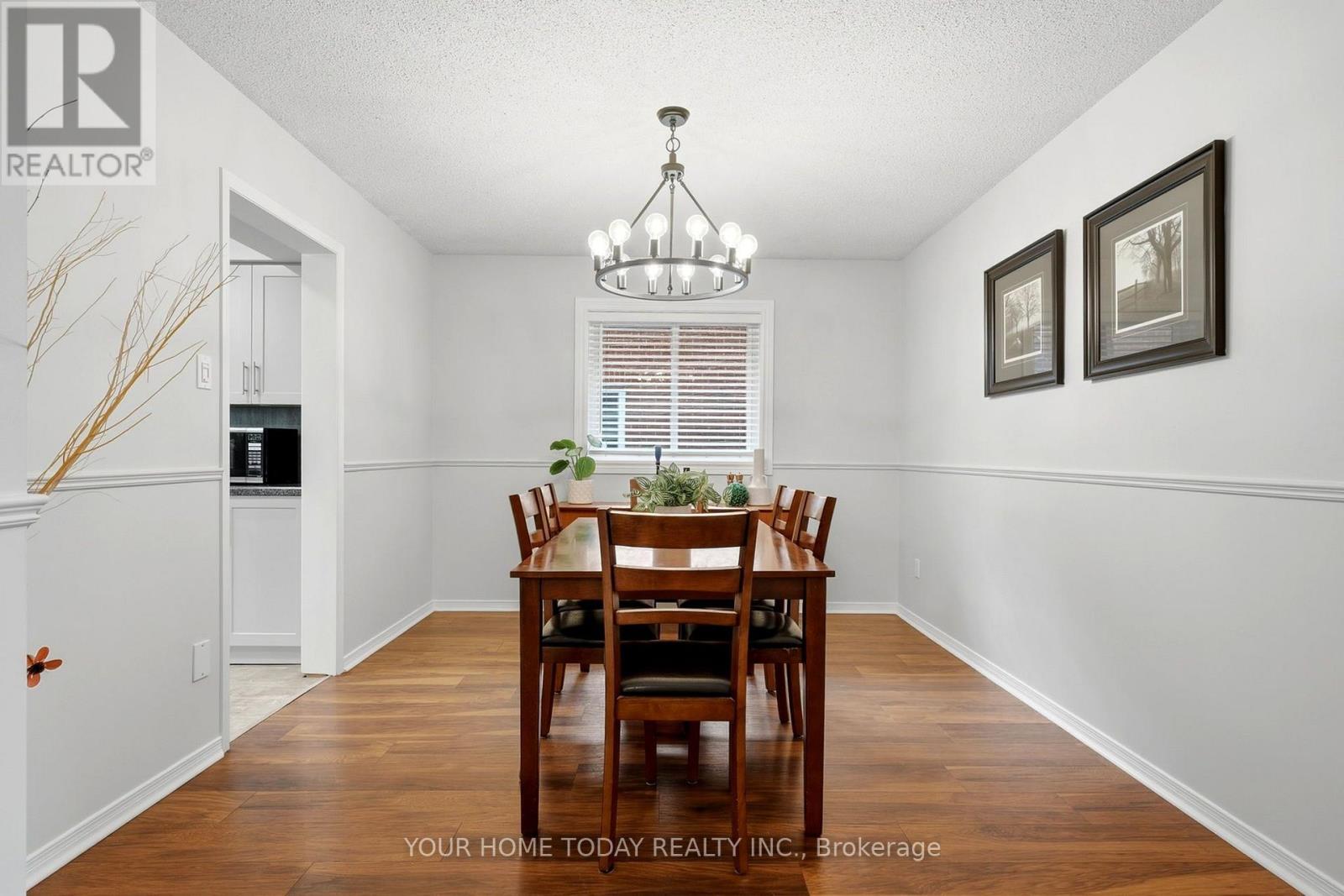 14 Donaghedy Drive, Halton Hills (Georgetown), Ontario  L7G 5H2 - Photo 11 - W13786204