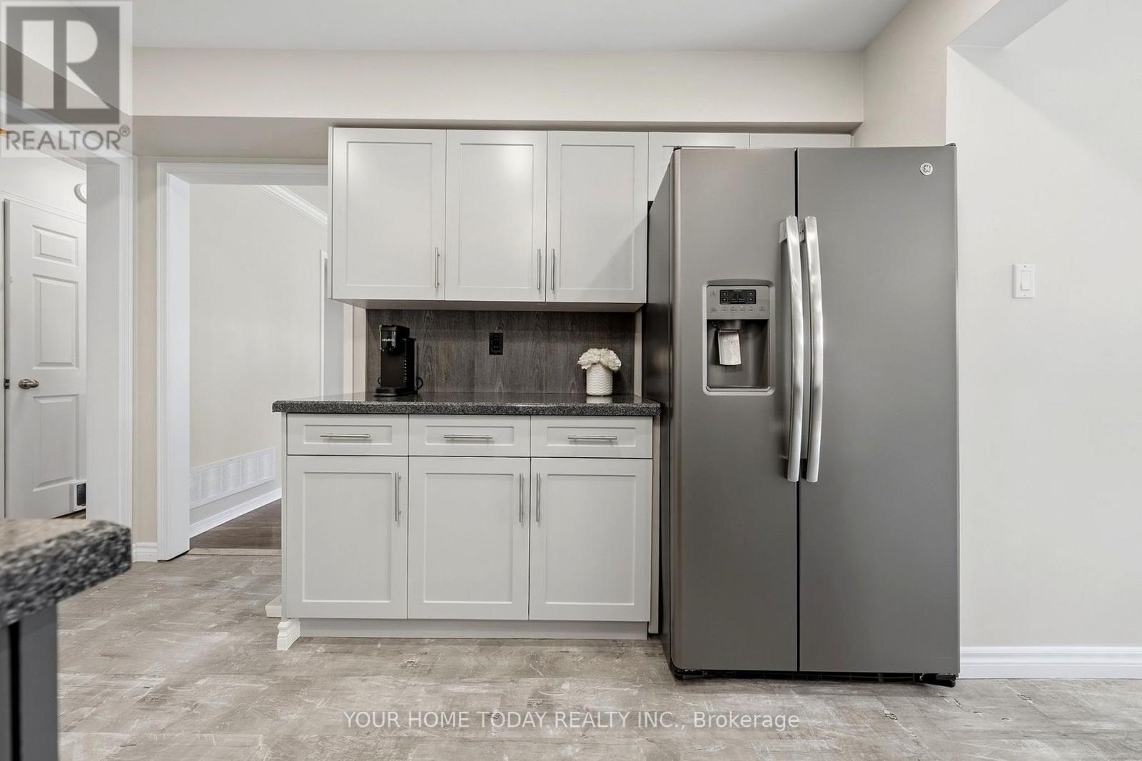 14 Donaghedy Drive, Halton Hills (Georgetown), Ontario  L7G 5H2 - Photo 15 - W13786204