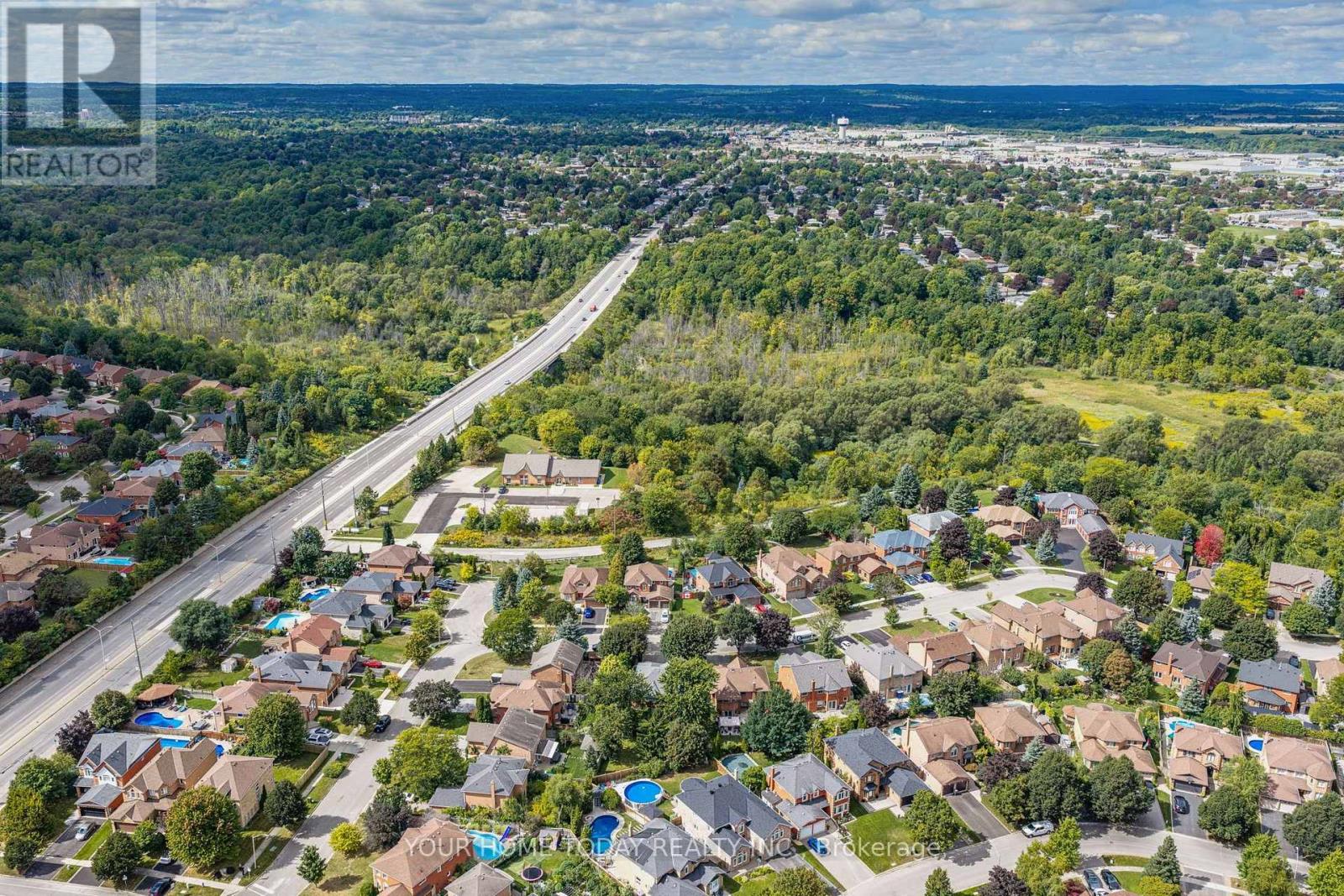 14 Donaghedy Drive, Halton Hills (Georgetown), Ontario  L7G 5H2 - Photo 49 - W13786204
