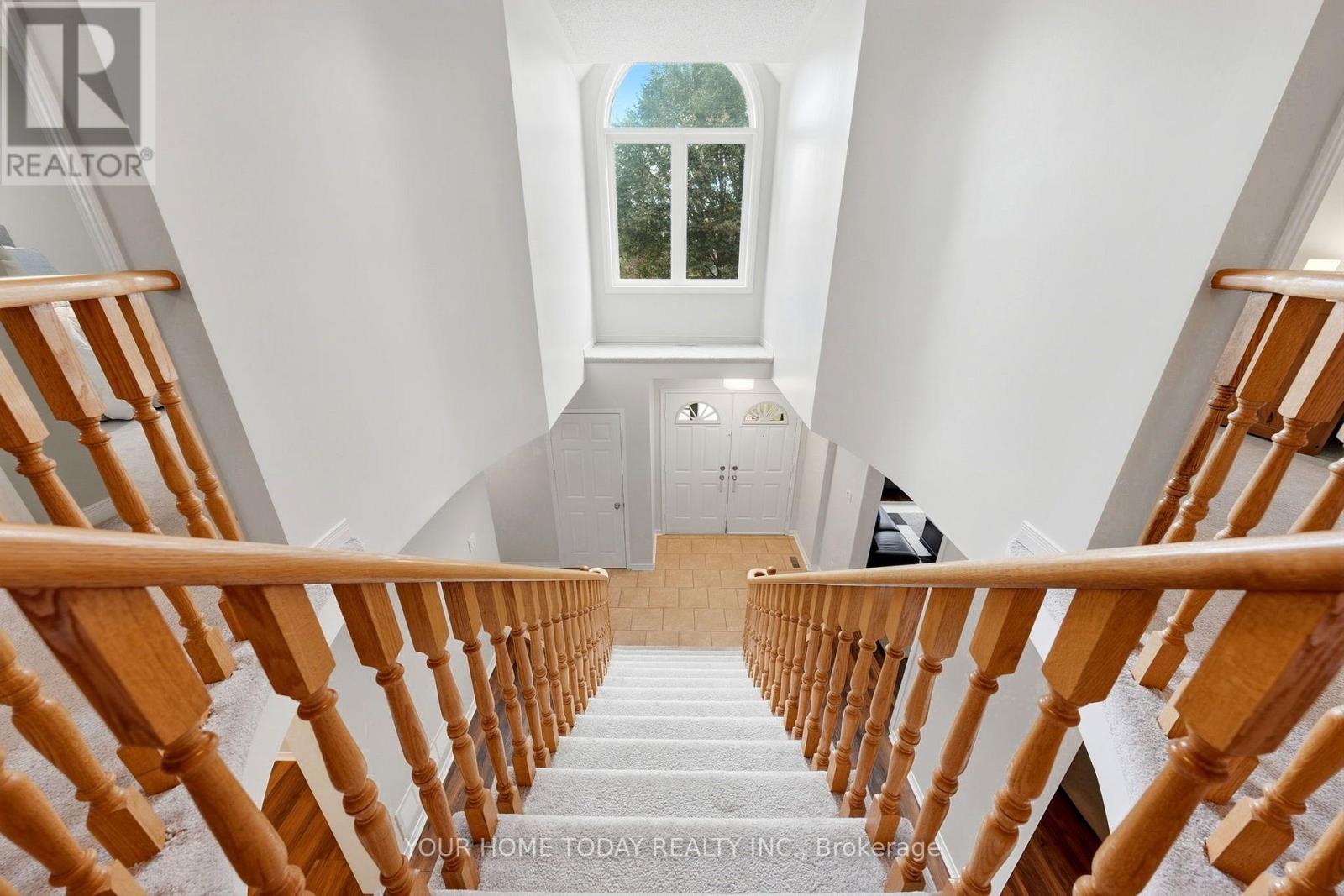 14 Donaghedy Drive, Halton Hills (Georgetown), Ontario  L7G 5H2 - Photo 5 - W13786204