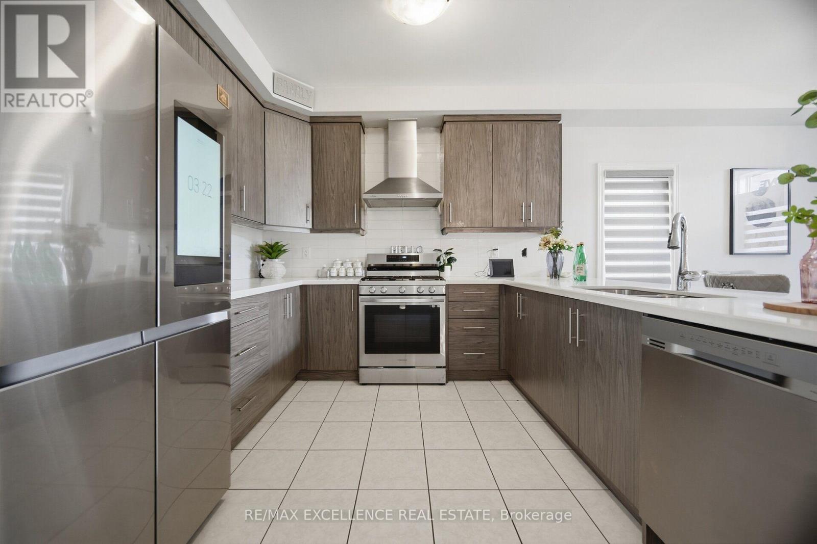 32 Branigan Crescent, Halton Hills (Georgetown), Ontario  L7G 0N1 - Photo 8 - W13786334