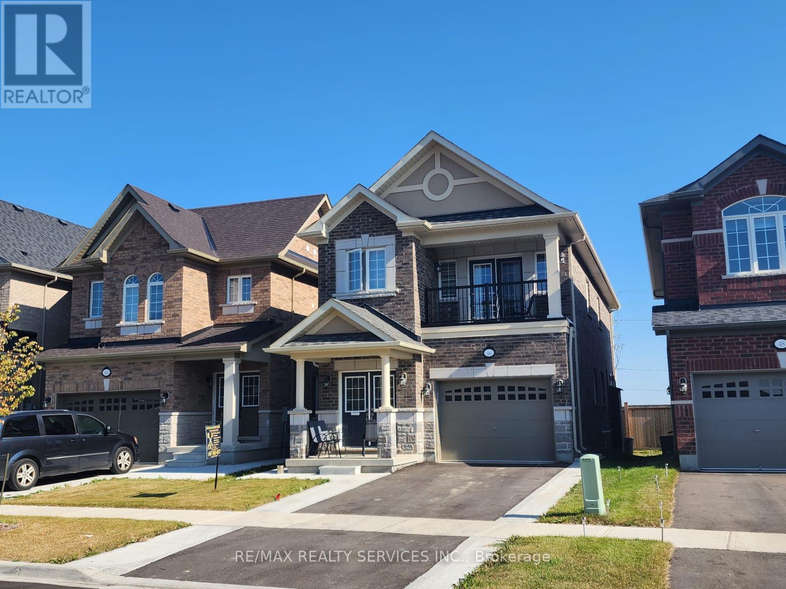 46 Branigan Crescent, Halton Hills (Georgetown), Ontario  L7G 0N1 - Photo 2 - W13787206
