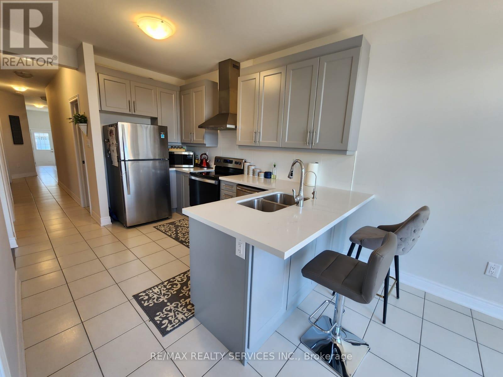 46 Branigan Crescent, Halton Hills (Georgetown), Ontario  L7G 0N1 - Photo 8 - W13787206