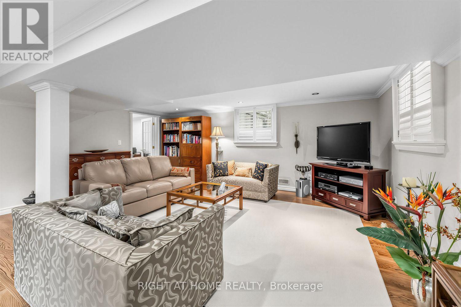 9249 Sixth Line, Halton Hills (Rural Halton Hills), Ontario  L7G 4S6 - Photo 23 - W13789486