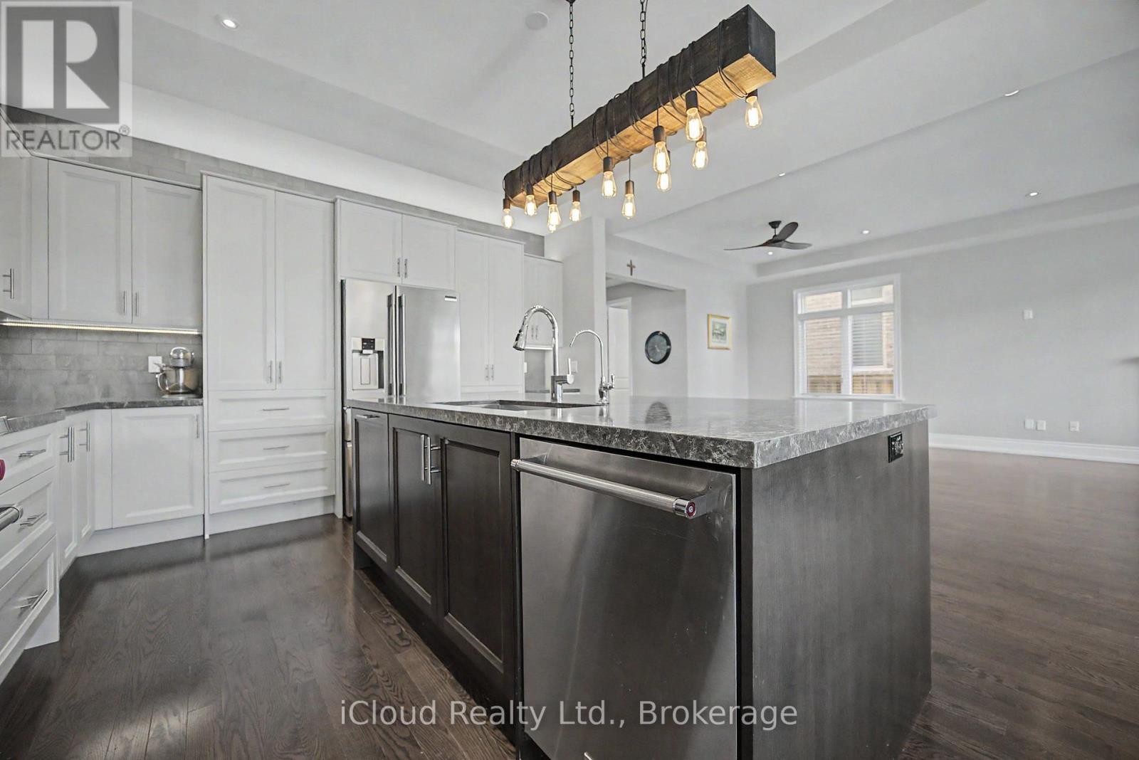 47 West Branch Drive, Halton Hills (Georgetown), Ontario  L7G 6N7 - Photo 11 - W13789530
