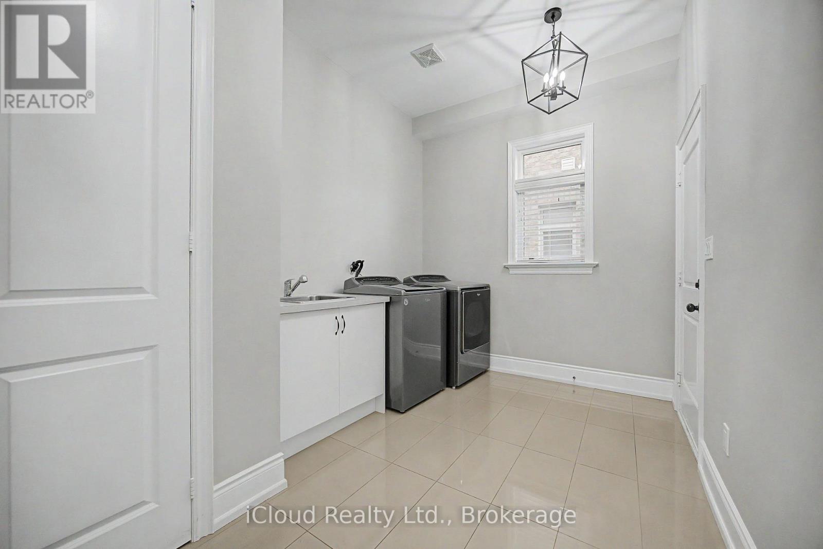 47 West Branch Drive, Halton Hills (Georgetown), Ontario  L7G 6N7 - Photo 17 - W13789530