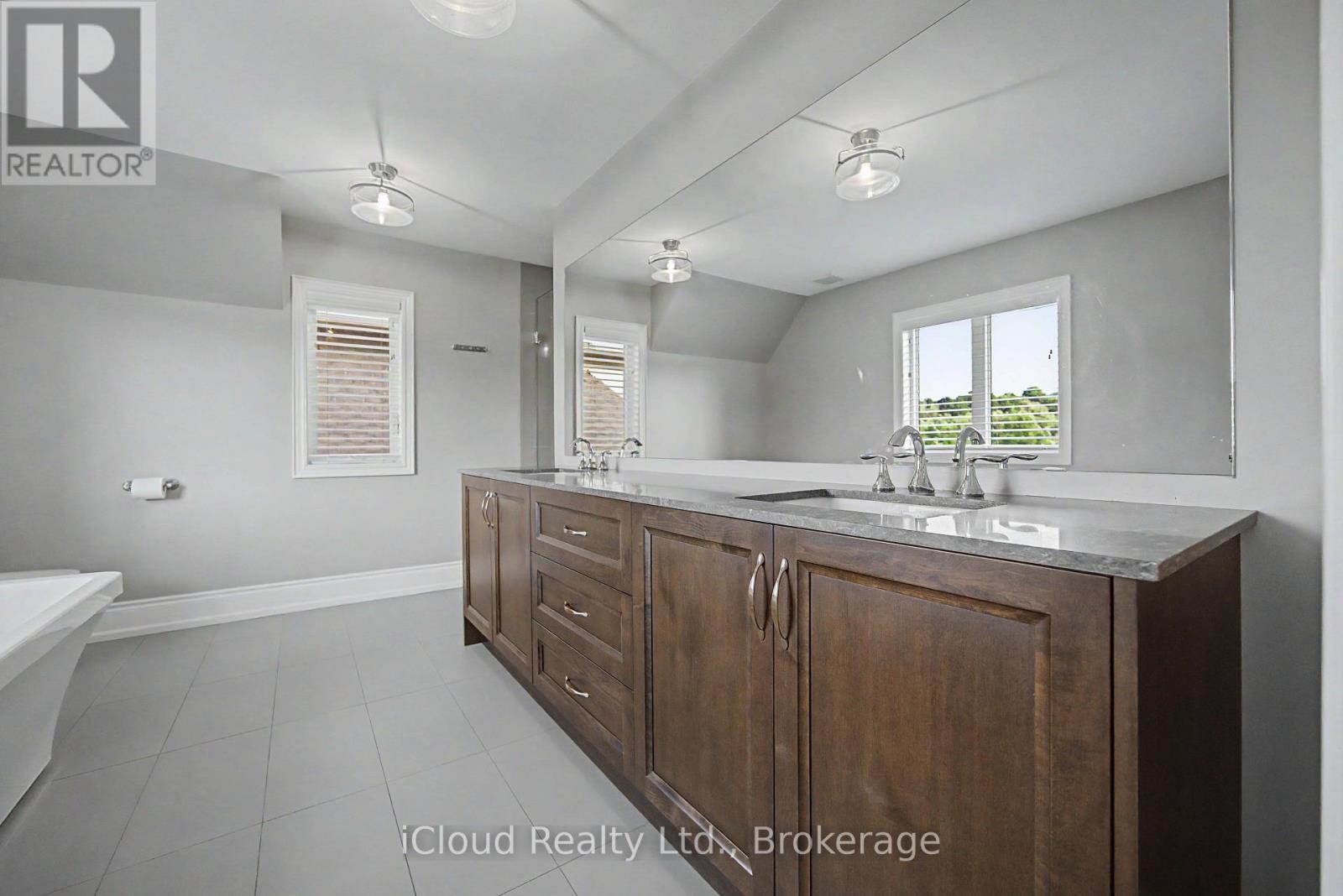 47 West Branch Drive, Halton Hills (Georgetown), Ontario  L7G 6N7 - Photo 30 - W13789530