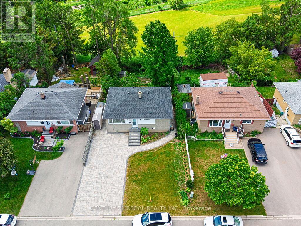 122 Longfield Road, Halton Hills (Ac Acton), Ontario  L7J 2K4 - Photo 3 - W13790106