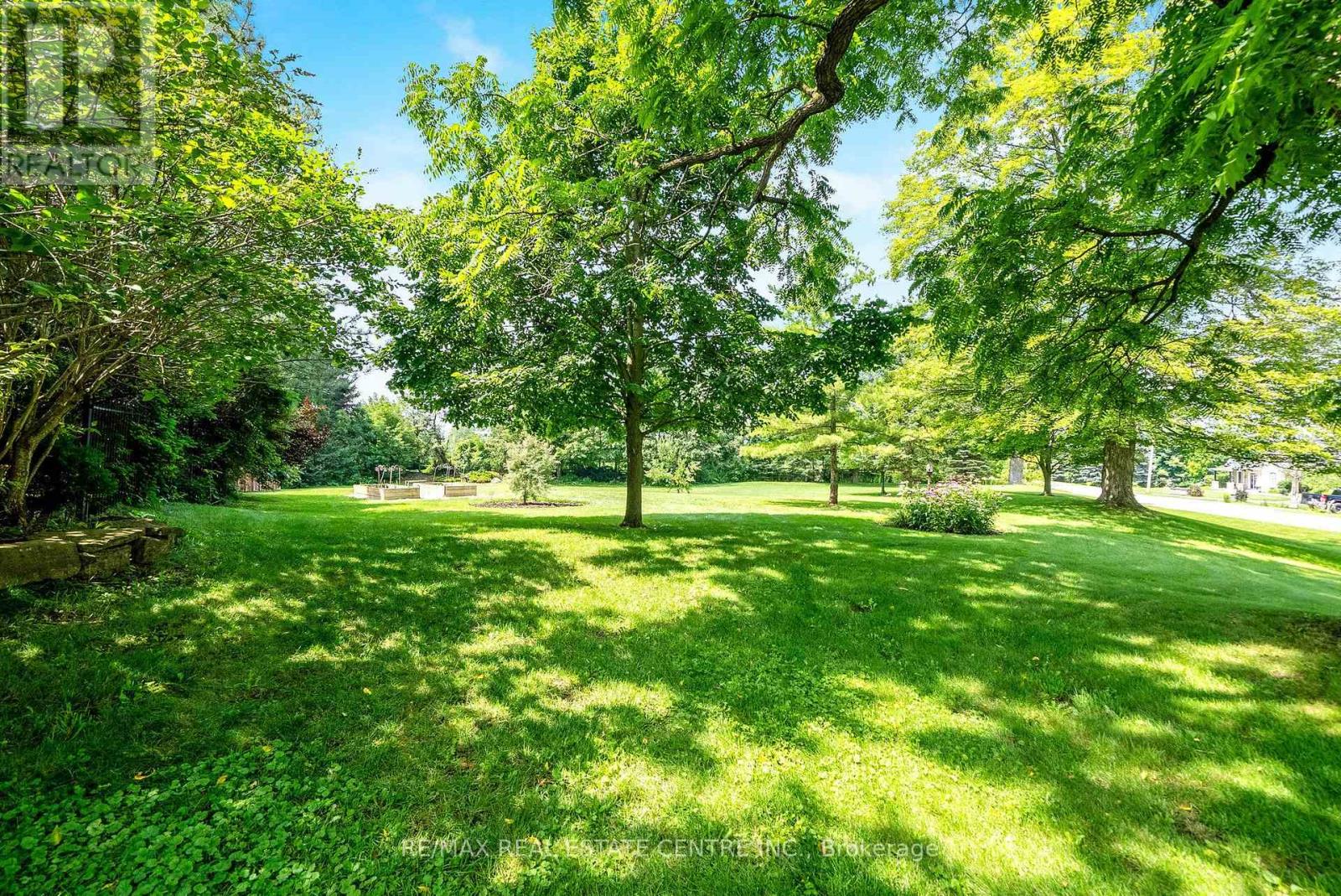 15 Trillium Terrace, Halton Hills (Rural Halton Hills), Ontario  L7J 2W8 - Photo 41 - W13791690