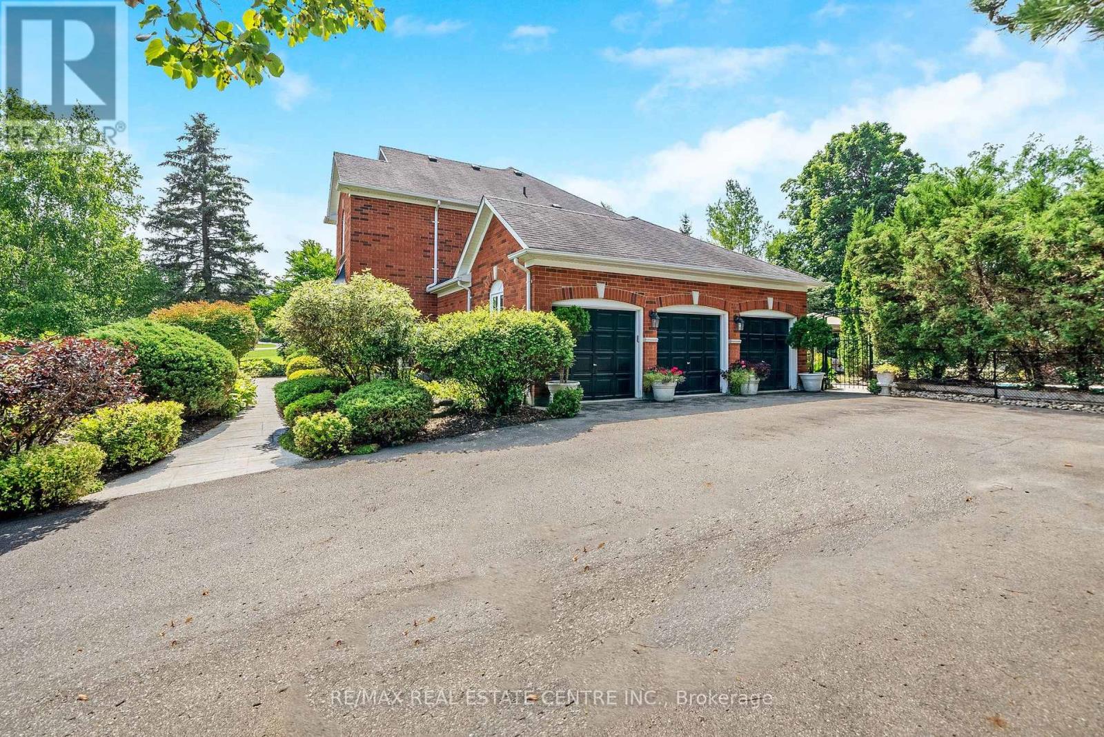 15 Trillium Terrace, Halton Hills (Rural Halton Hills), Ontario  L7J 2W8 - Photo 5 - W13791690