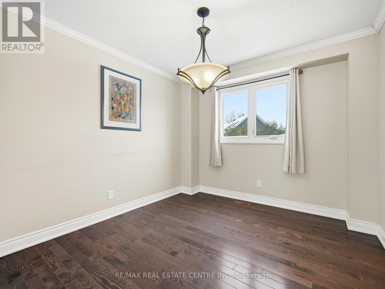 Upper Level - 112 Mountainview Road S, Halton Hills (Georgetown), Ontario  L7G 4K6 - Photo 14 - W13792346