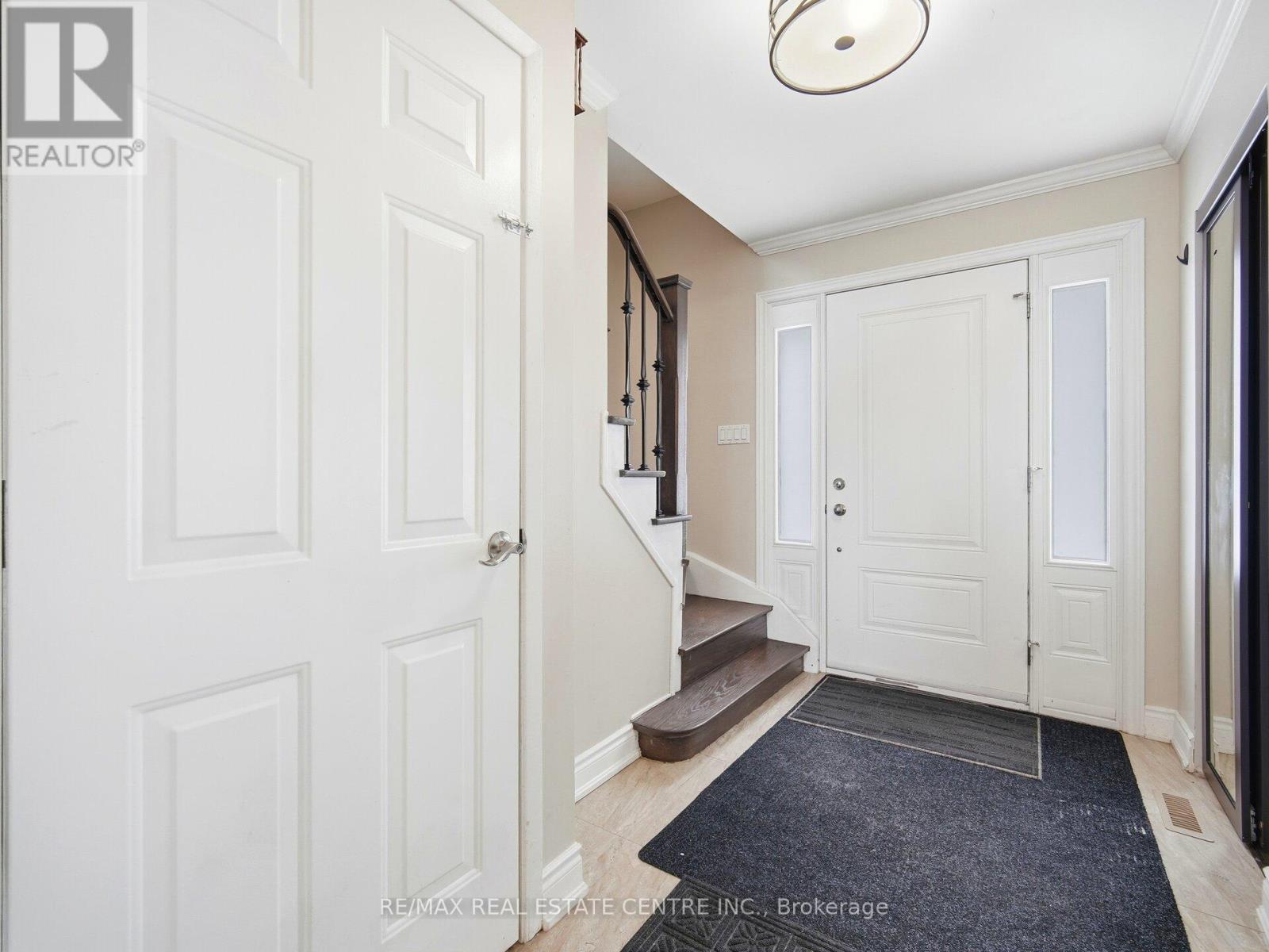 Upper Level - 112 Mountainview Road S, Halton Hills (Georgetown), Ontario  L7G 4K6 - Photo 24 - W13792346