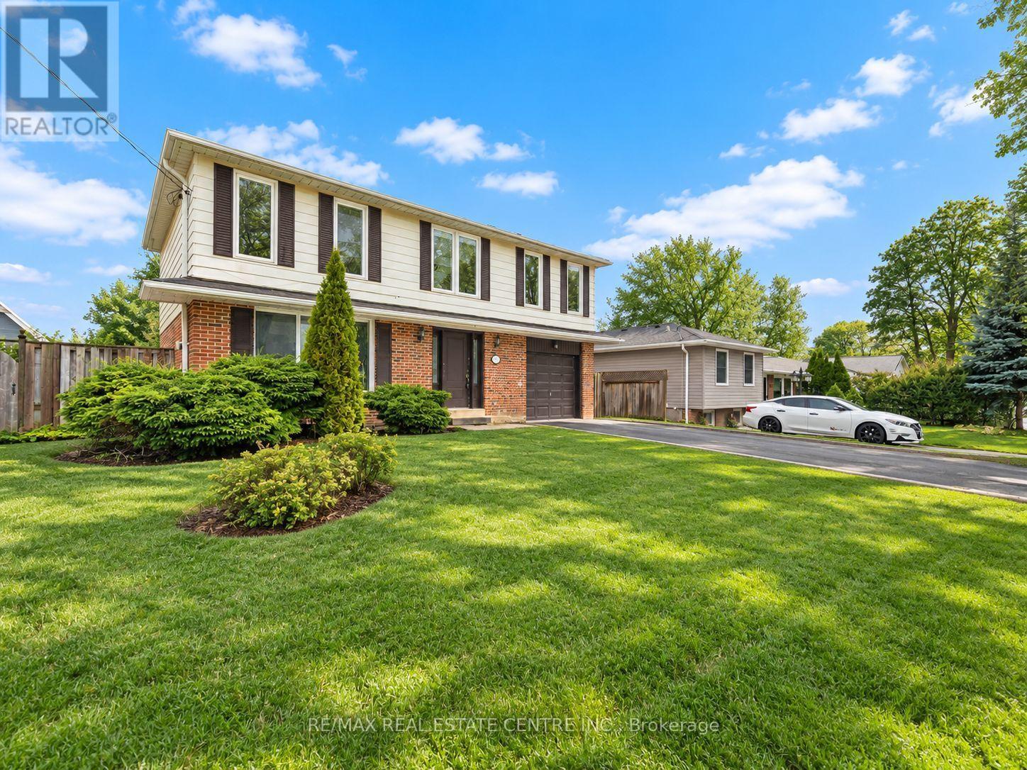 Upper Level - 112 Mountainview Road S, Halton Hills (Georgetown), Ontario  L7G 4K6 - Photo 4 - W13792346