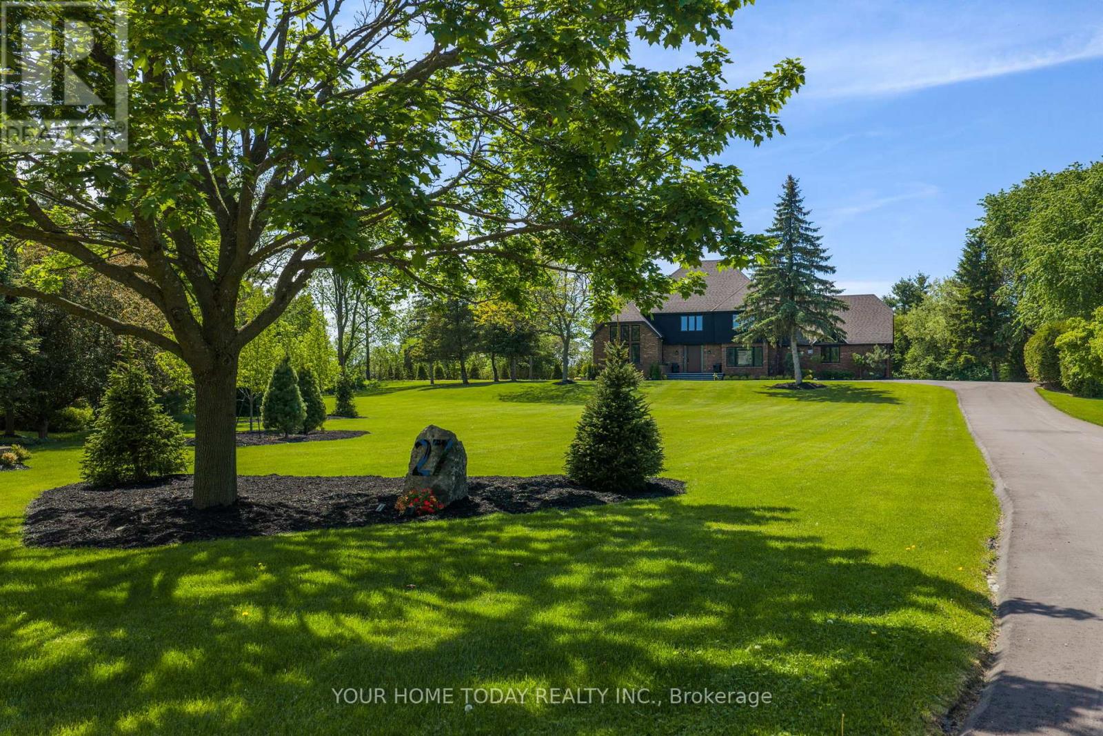 27 Chantelay Crescent, Halton Hills (Georgetown), Ontario  L7G 4S5 - Photo 5 - W13795906