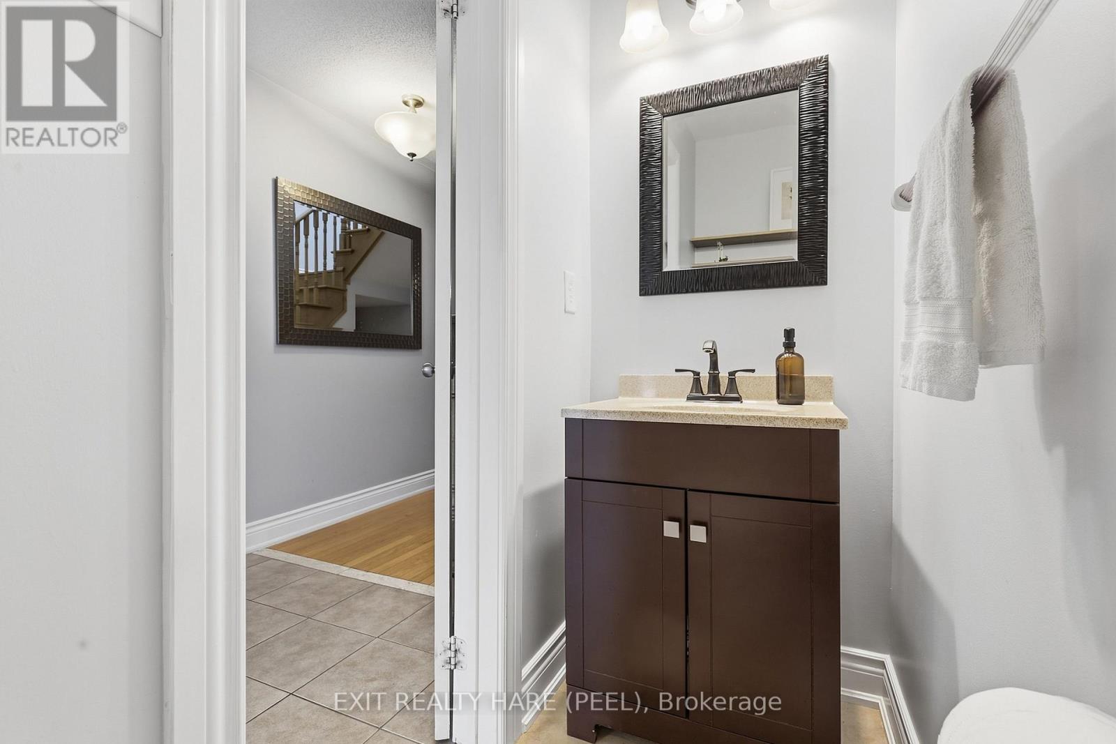 24 Snowberry Crescent, Halton Hills (Georgetown), Ontario  L7G 6M4 - Photo 14 - W13796470