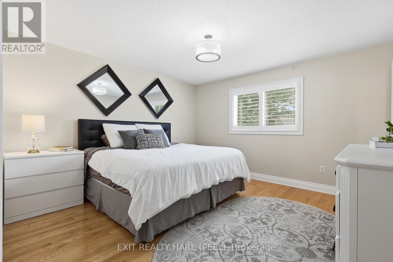 24 Snowberry Crescent, Halton Hills (Georgetown), Ontario  L7G 6M4 - Photo 8 - W13796470