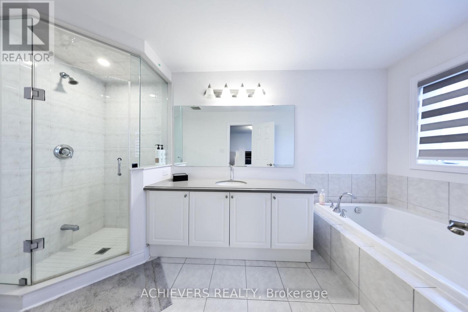 52 Branigan Crescent, Halton Hills (Georgetown), Ontario  L7G 0N1 - Photo 24 - W13796476