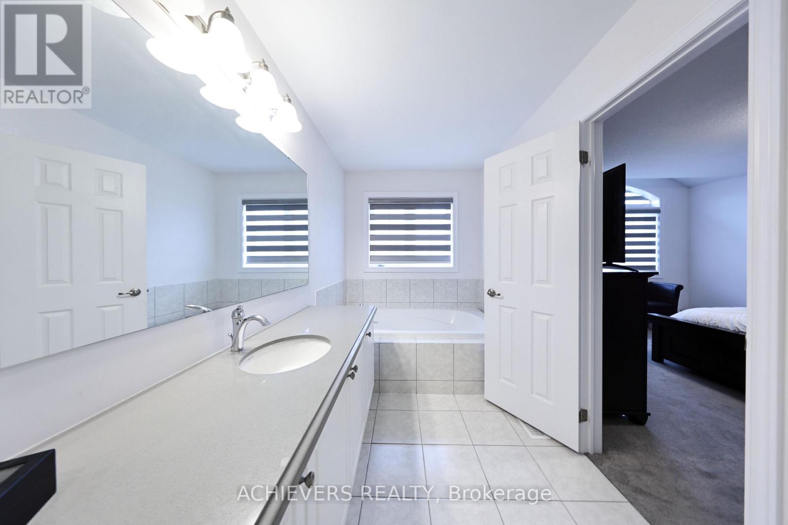 52 Branigan Crescent, Halton Hills (Georgetown), Ontario  L7G 0N1 - Photo 25 - W13796476