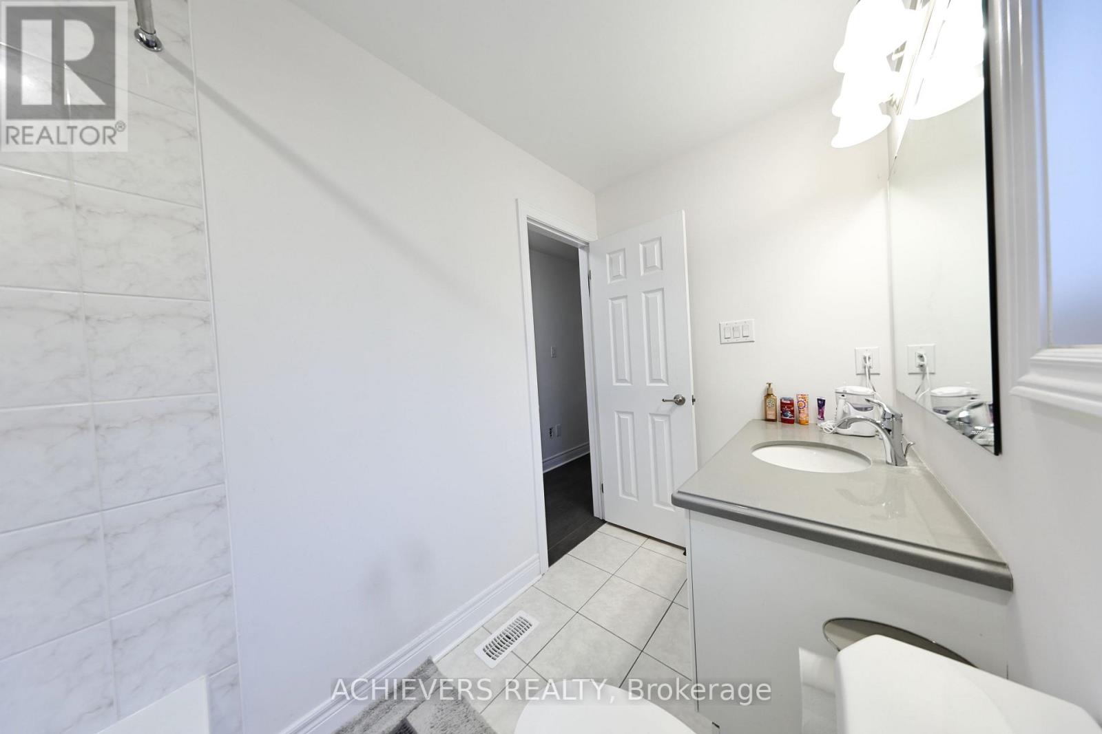 52 Branigan Crescent, Halton Hills (Georgetown), Ontario  L7G 0N1 - Photo 37 - W13796476