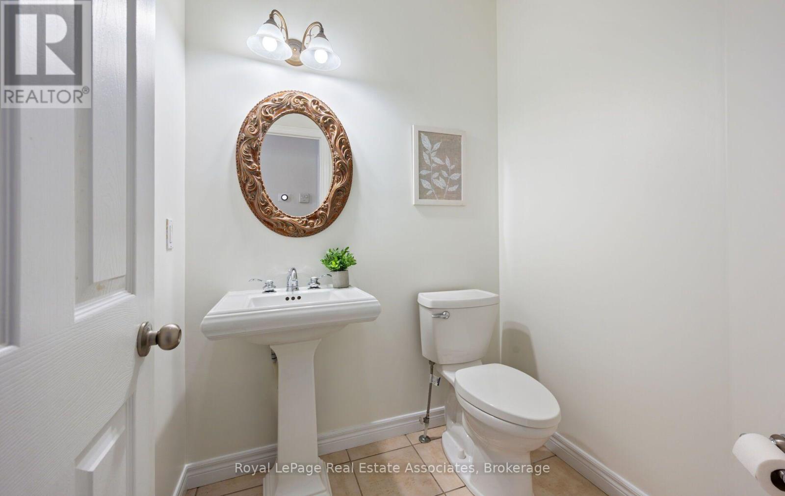 17 Nelles Street, Halton Hills (Ac Acton), Ontario  L7J 2Y7 - Photo 26 - W13797958
