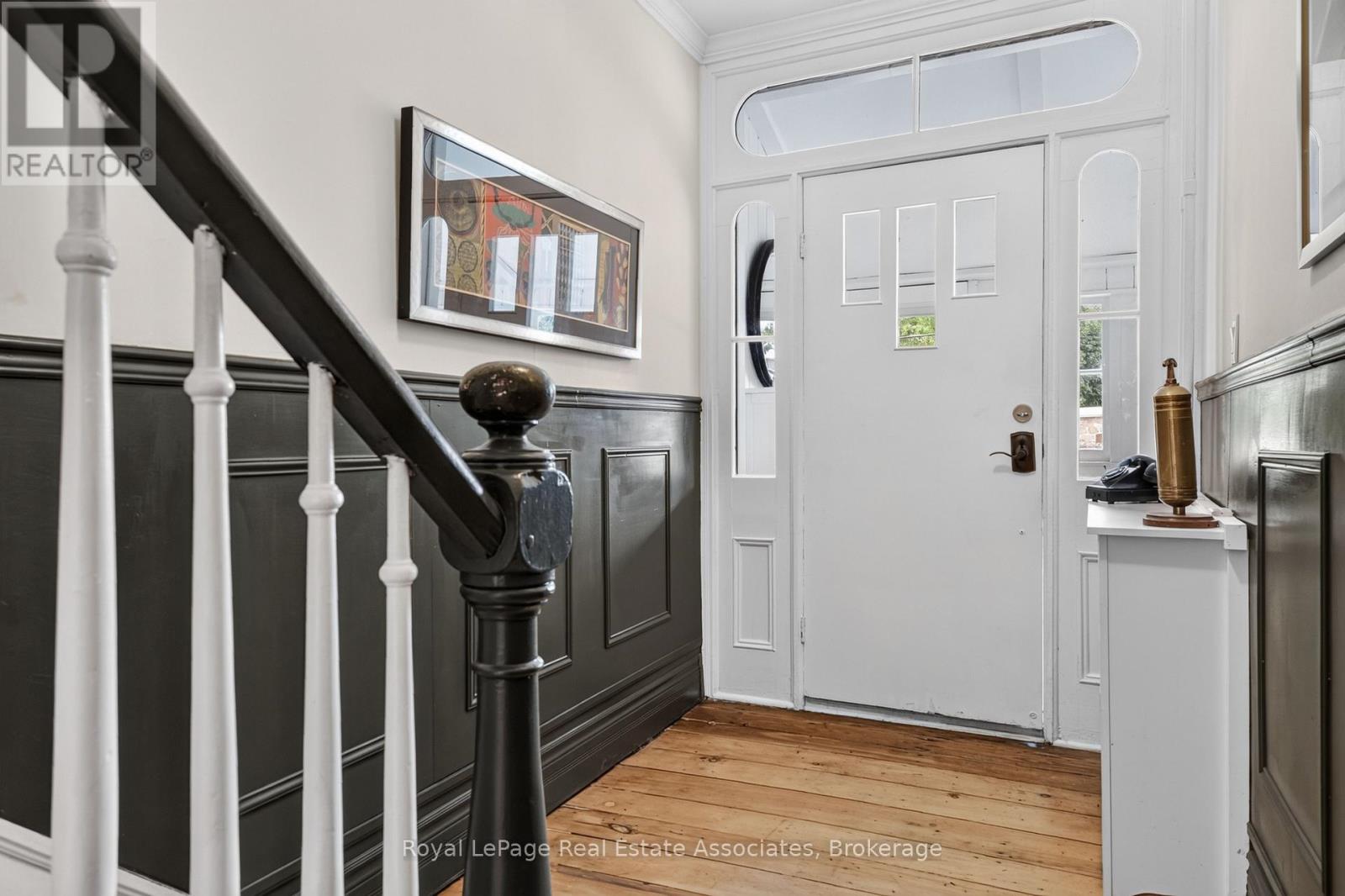 15 Charles Street, Halton Hills (Georgetown), Ontario  L7G 2Z1 - Photo 30 - W13798176