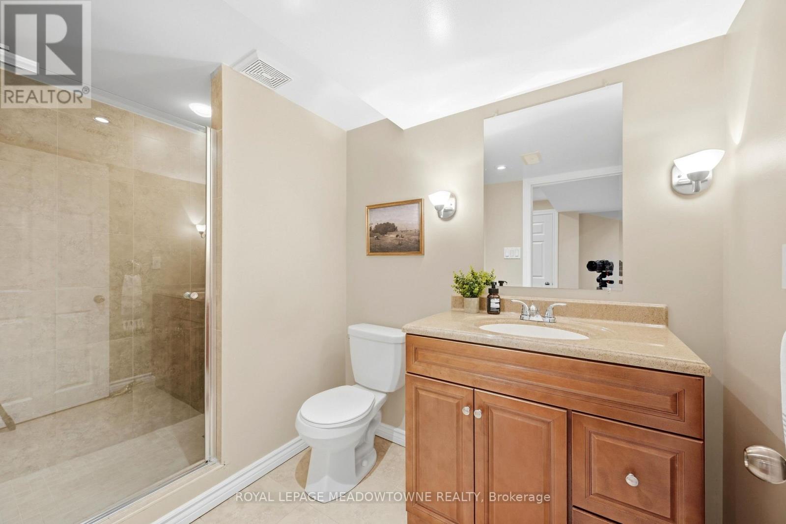 20 Orchid Avenue, Halton Hills (Georgetown), Ontario  L7G 6L7 - Photo 44 - W13798846