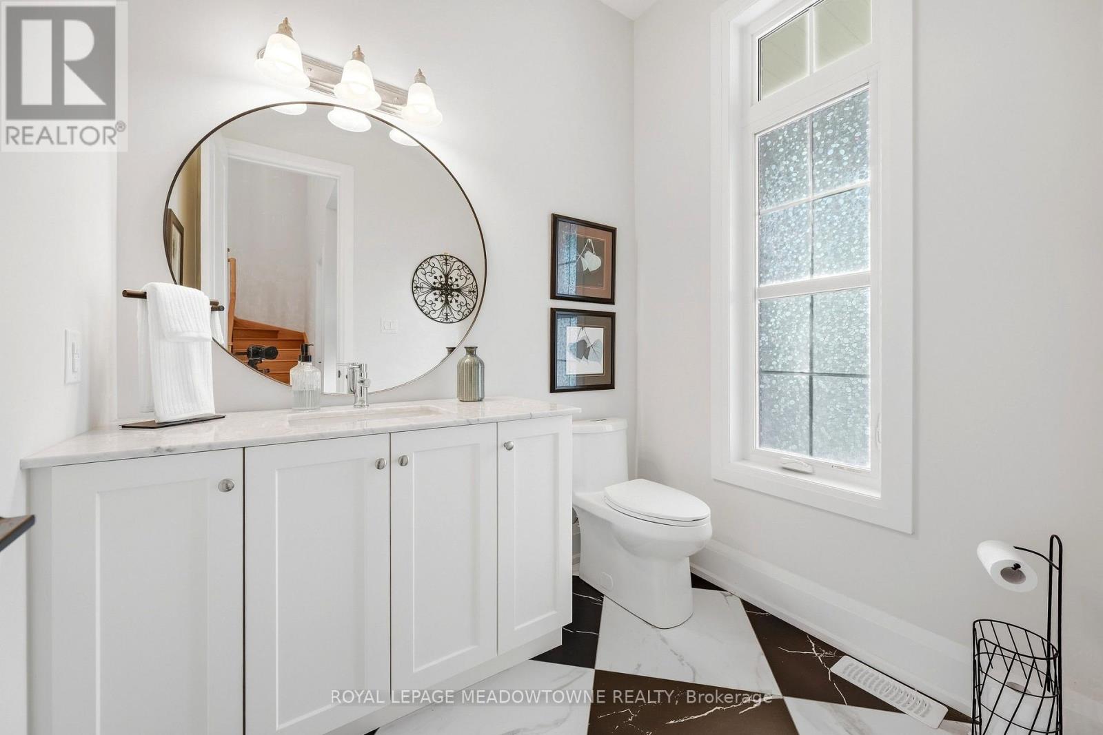 8 J B Robson Court, Halton Hills (Glen Williams), Ontario  L7G 0P3 - Photo 18 - W13799708