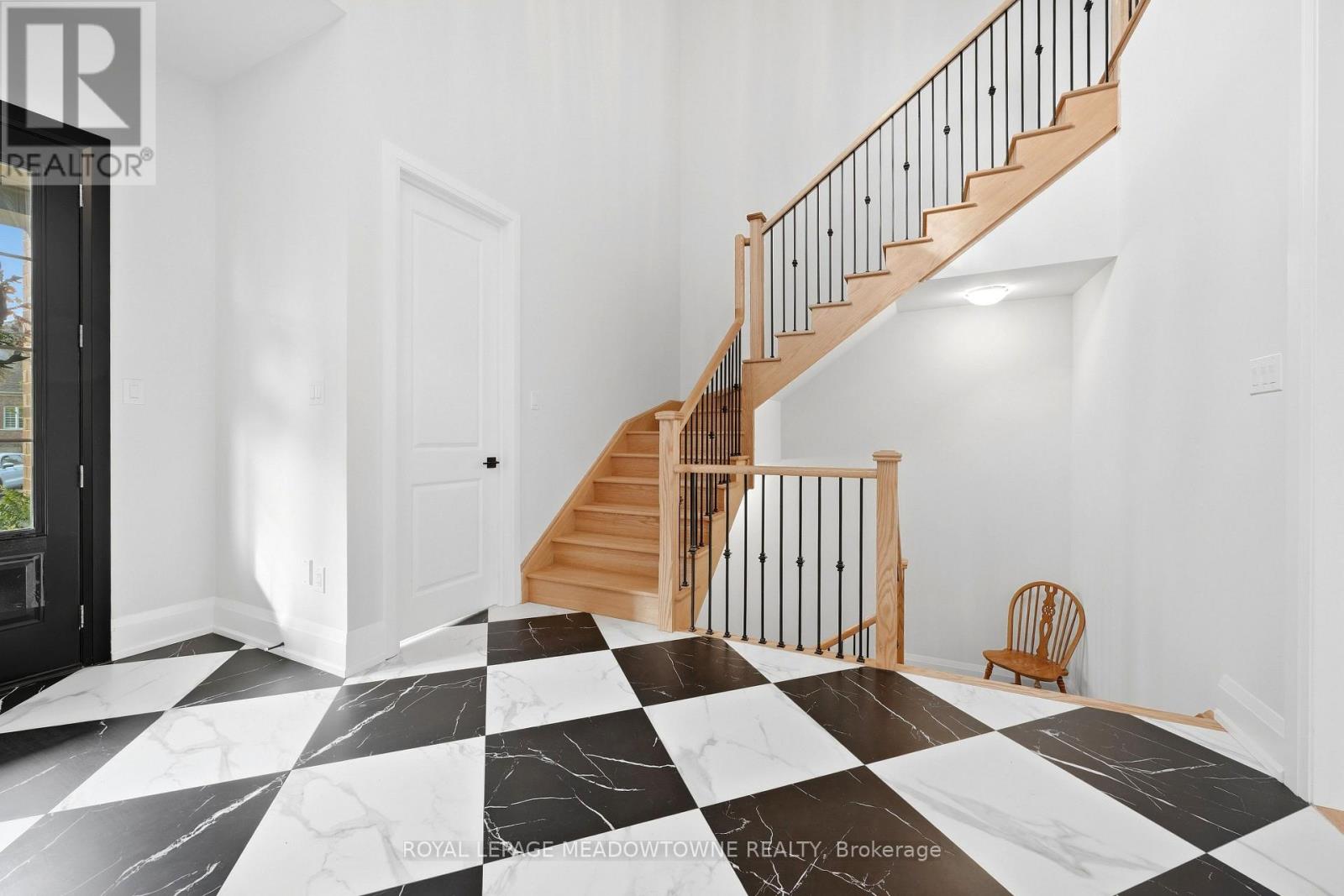 8 J B Robson Court, Halton Hills (Glen Williams), Ontario  L7G 0P3 - Photo 19 - W13799708
