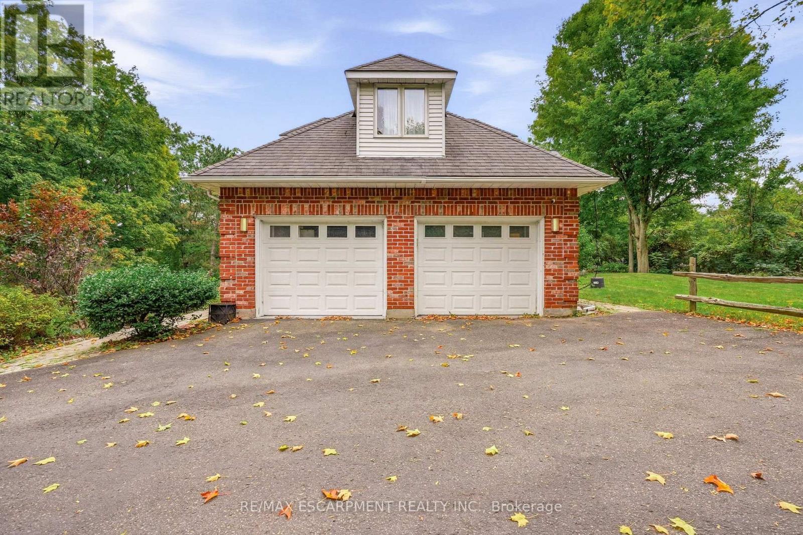 8010 Guelph Line, Milton (Campbellville), Ontario  L0P 1B0 - Photo 3 - W13800022