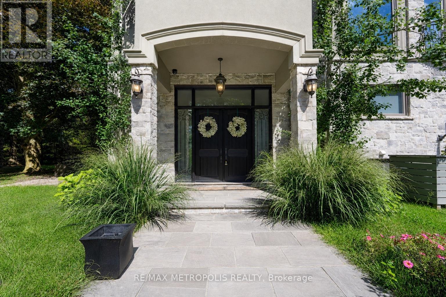 1175 Derry Road, Milton (Campbellville), Ontario  L0P 1B0 - Photo 4 - W13800076